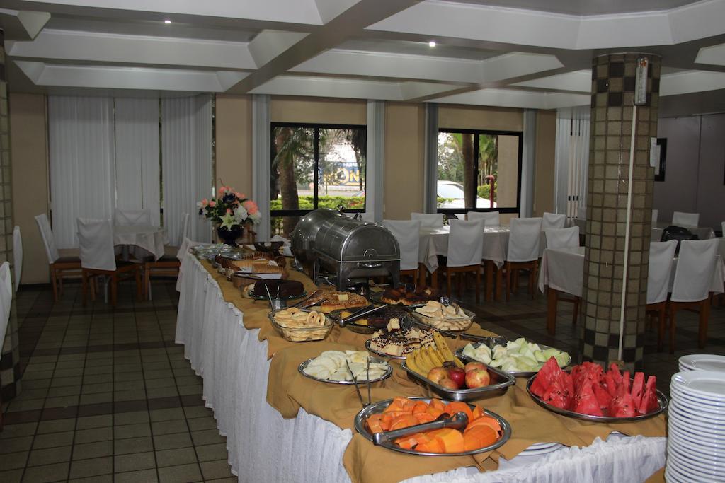 Muffato Plaza Hotel Foz do Iguaçu Exterior foto